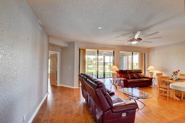 Building Photo - 8073 Aberdeen Dr