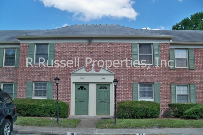 2 Bedroom 2 story Townhome LAKE HOWELL LAK... Townhouse for Rent in