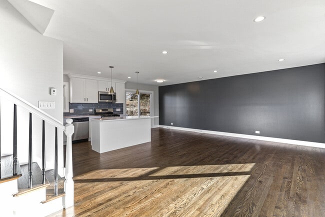 Foto del edificio - 8409 Newland Ave