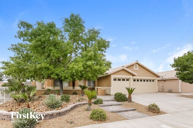 Foto del edificio - 1066 Oak Shade Ln