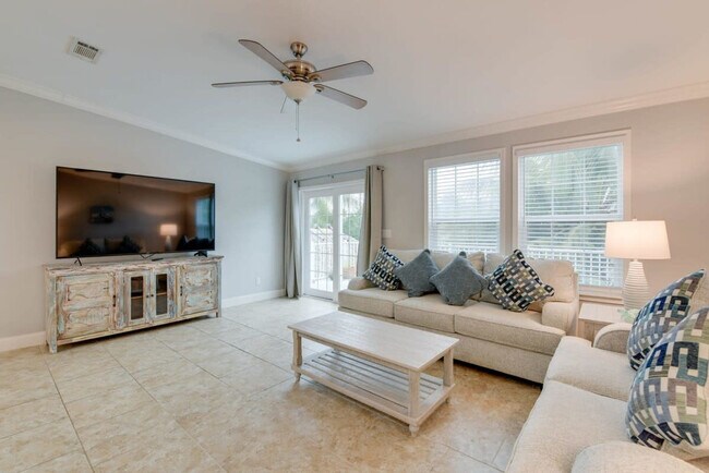 Foto del edificio - 886 Loggerhead Ln