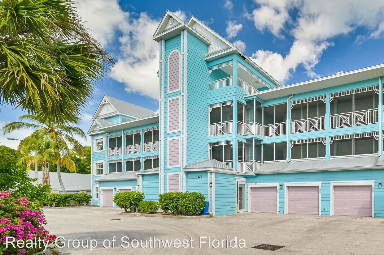 Foto principal - 4420 Bonita Beach Walk Dr