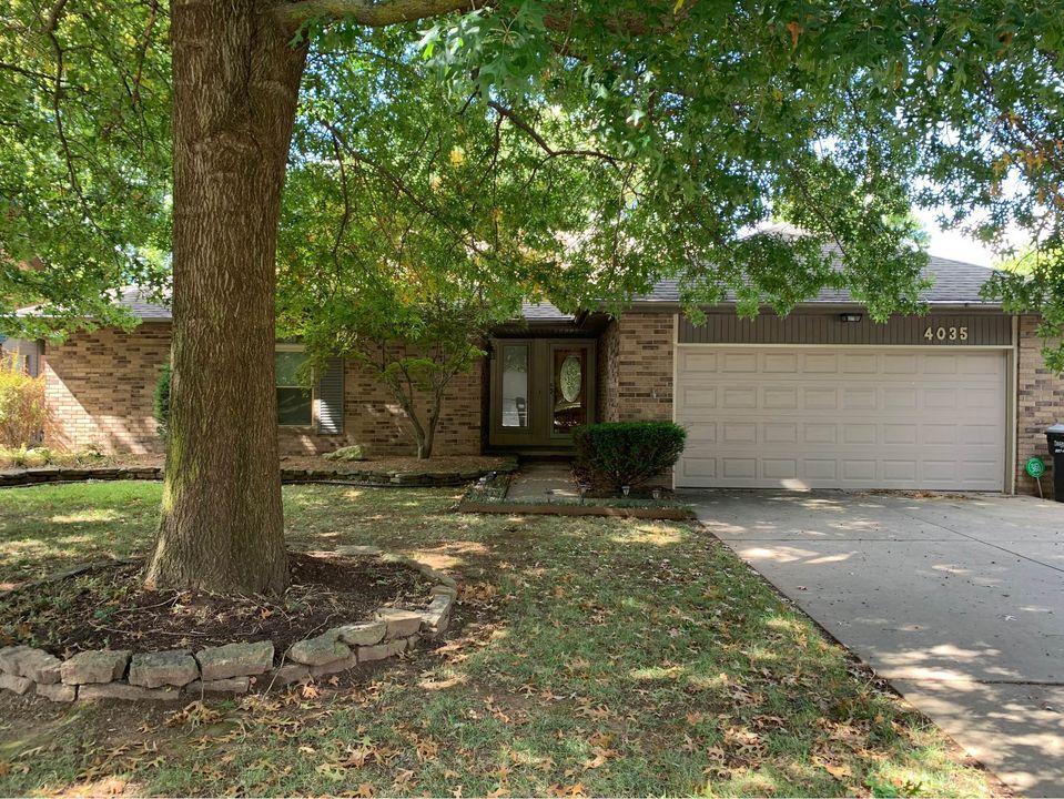 Primary Photo - 4035 S Parkcrest Ave
