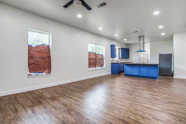 Foto del edificio - 3423 S Harwood St