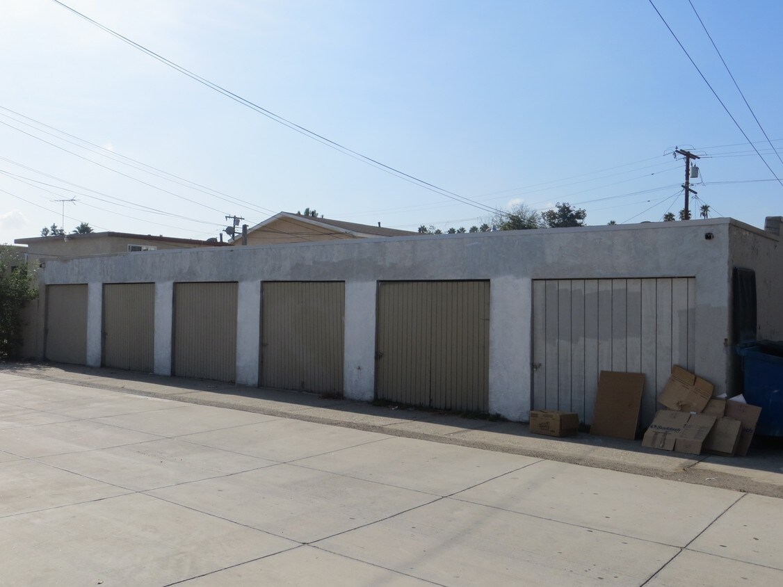 Building Photo - Norwalk Cottages