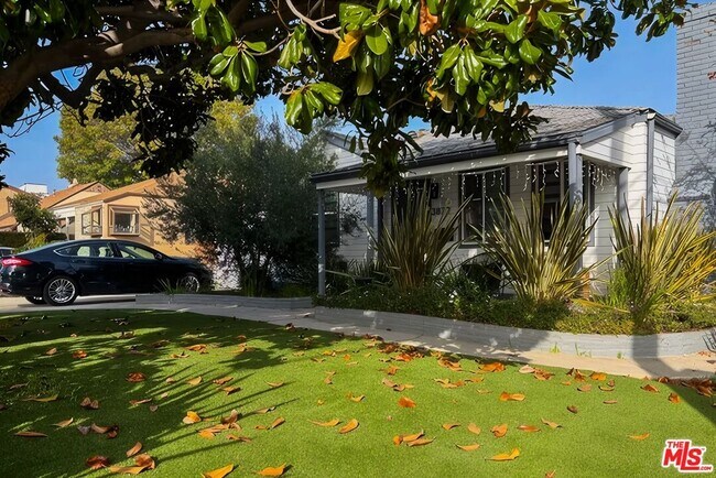 Foto del edificio - 3872 Bentley Ave