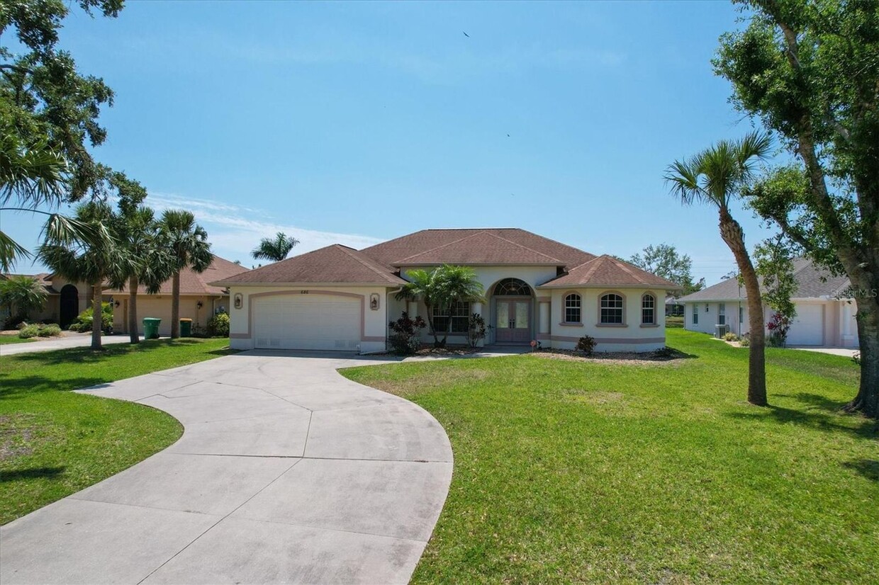 Primary Photo - Beautiful and Spacious Rotonda West POOL h...