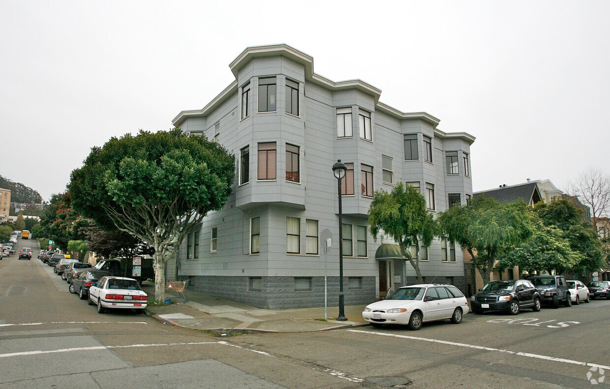 Building Photo - 301 Hugo St