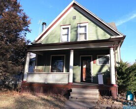 Building Photo - 338 S 25th St