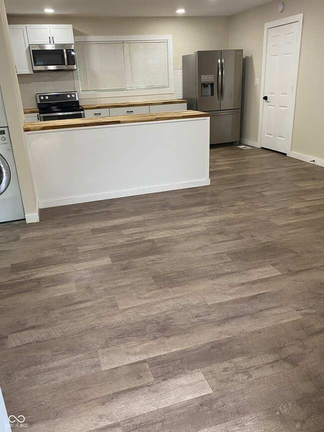 Building Photo - 8515 Georgiana Ln