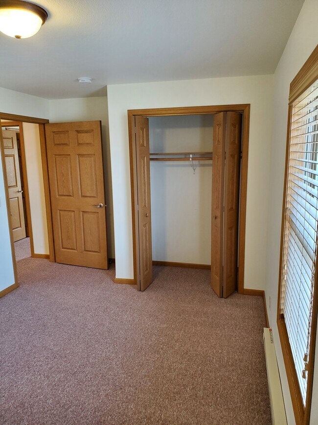 4980 Service Dr, Goodview, MN 55987 Apartments in Goodview, MN