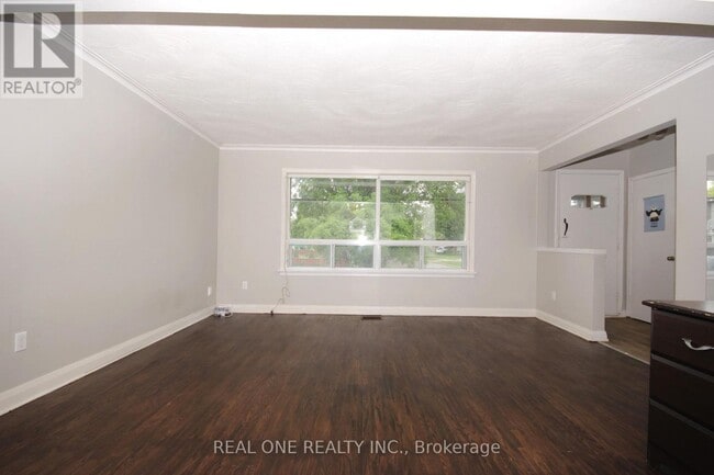 Building Photo - 157 Shropshire Dr