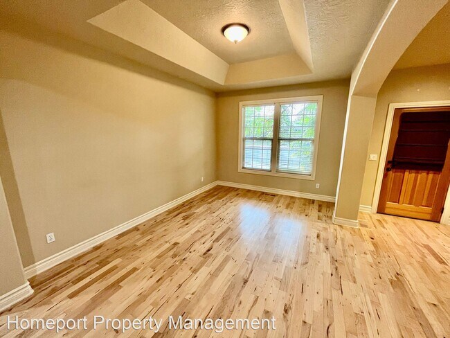 Building Photo - 3 br, 2 bath House - 2121 NW 13th St.