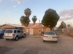 Building Photo - 1089 W Schafer Dr