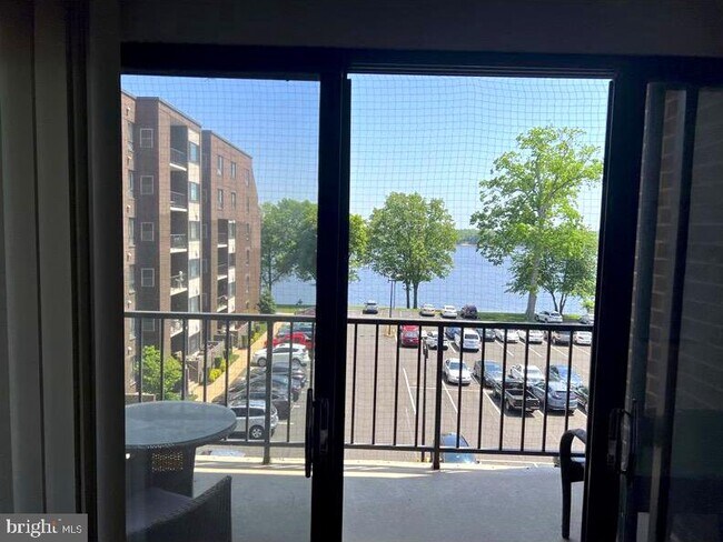 Foto del edificio - 5100 S Convent Ln