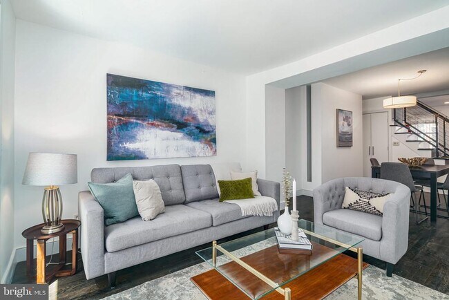 Foto del edificio - 1332 Rodman St