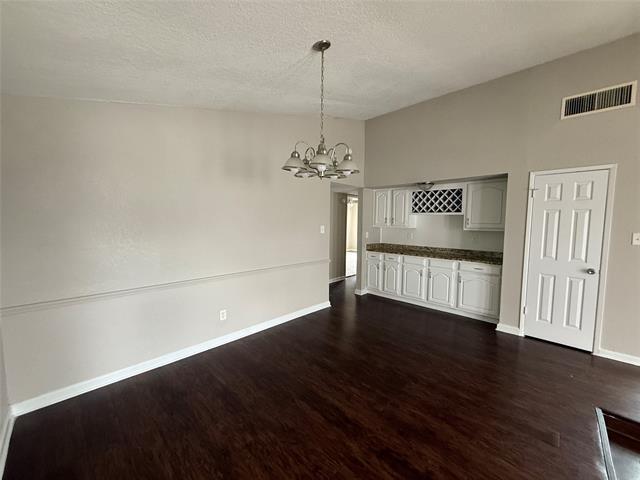 Foto del edificio - 1113 Linfield Dr