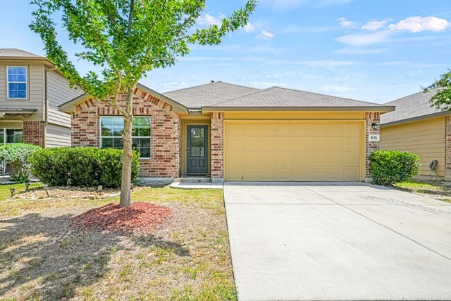 Single Story RedBird Ranch Rental! No Carp... - Single Story RedBird Ranch Rental! No Carp... House