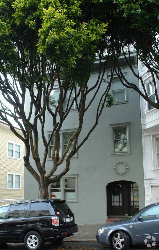 Foto del edificio - 374-378 Lombard St