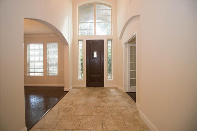 Foto del edificio - 9931 Hutton Park Dr