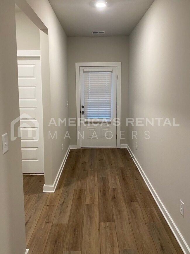 Building Photo - Home for Rent in Clanton, AL!!! DEPOSIT PE...