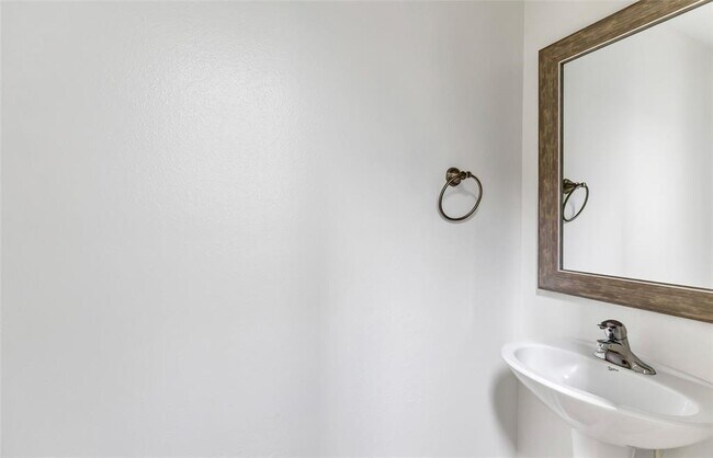 Foto del edificio - 17635 Olympic Park Ln