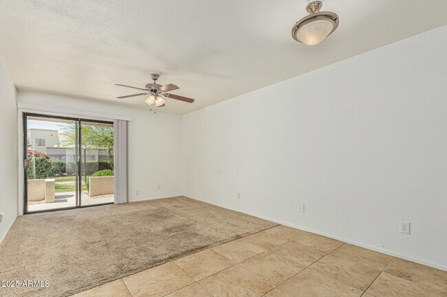 Foto del edificio - 985 N Granite Reef Rd