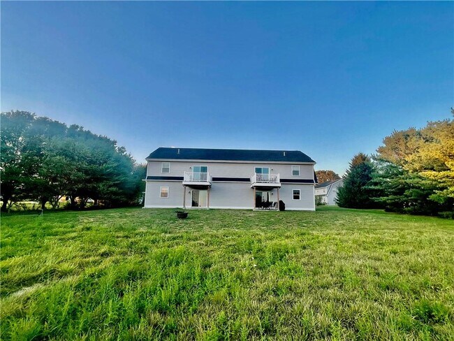 Building Photo - 247 Oliphant Ln