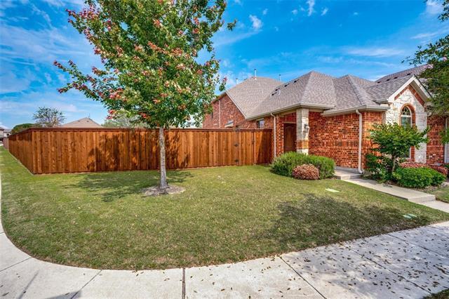 Foto del edificio - 4944 Stray Creek Ln