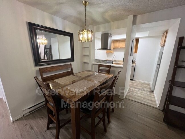 Building Photo - 4620 Reka Dr
