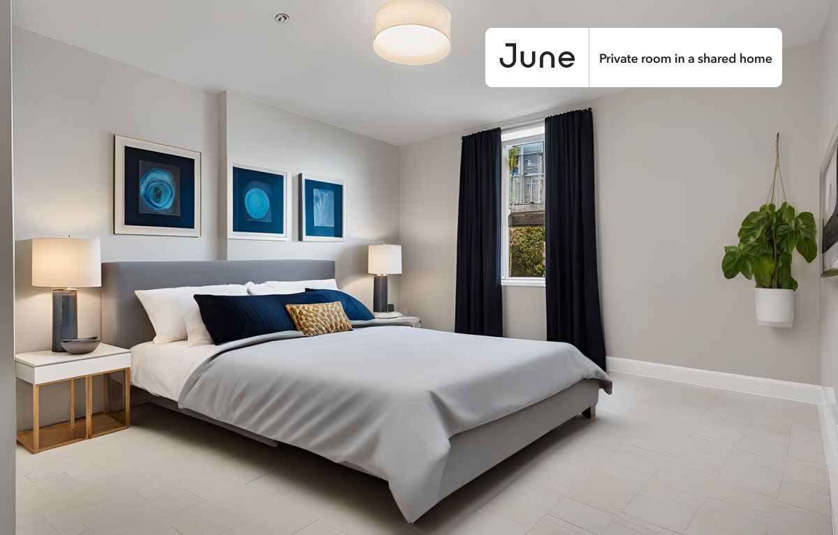 Foto principal - Private bedroom in 5 bed/2.5 bath Home
