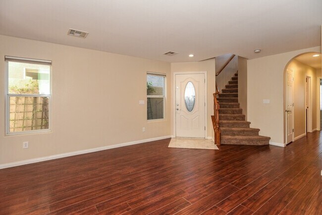 Building Photo - 9107 W Torino Ave