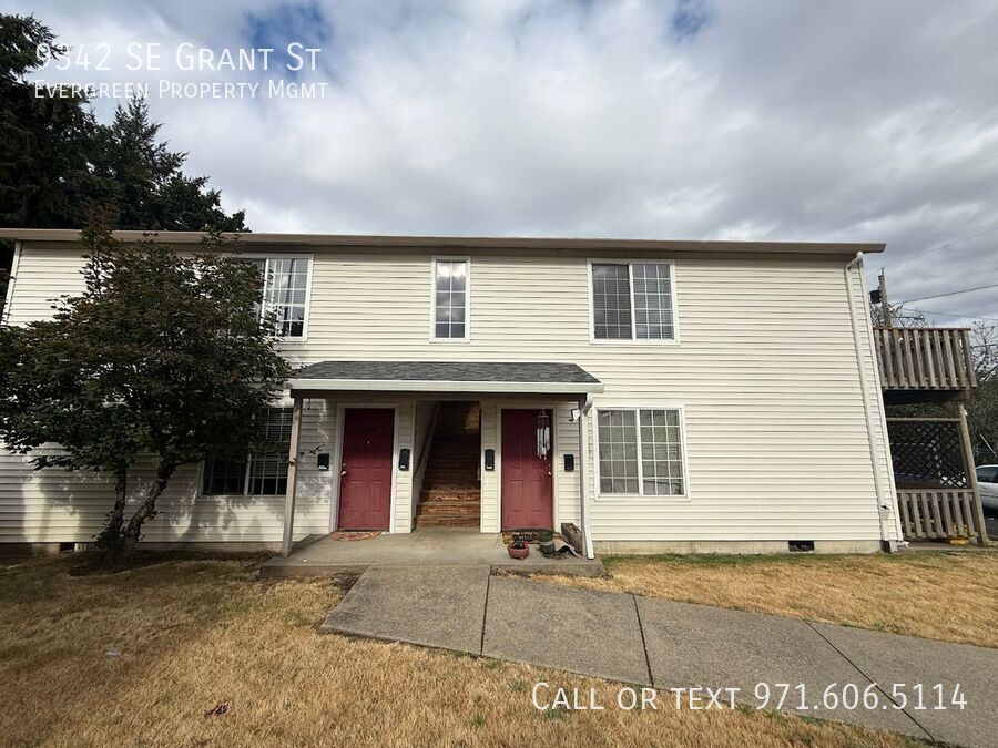 Foto principal - 9342 SE Grant St