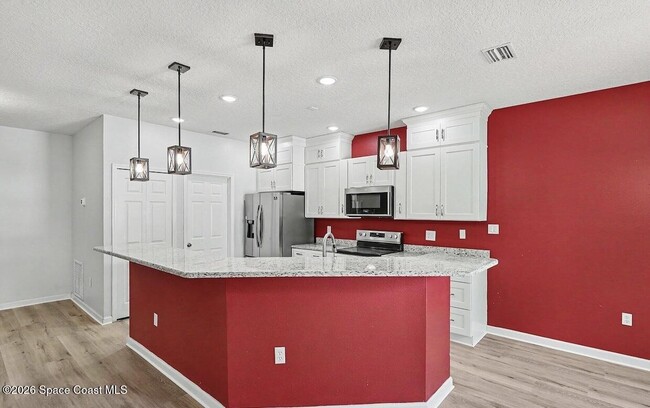 Building Photo - 802 Marian Ct