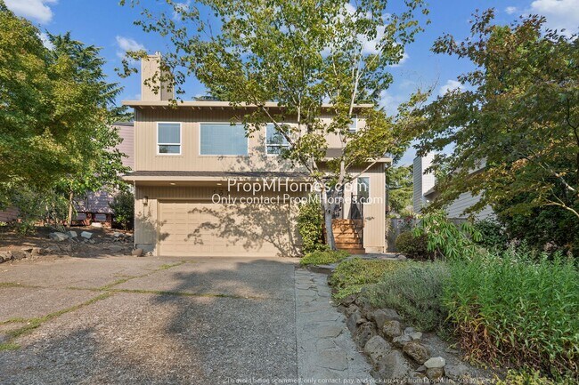 Foto del edificio - Three Bedroom Gem with Bonus Room in Oak Creek Oasis!