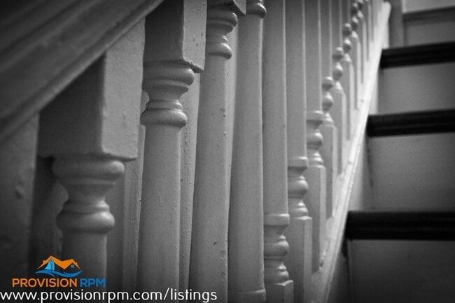 Building Photo - 97 Cathedral St