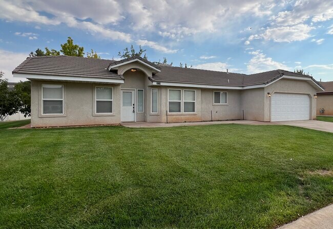 Building Photo - 2139 W 127 S