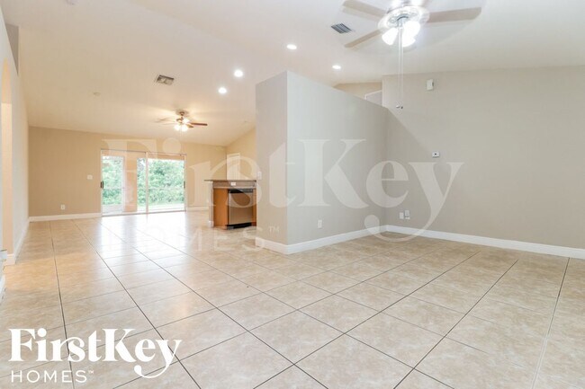 Foto del edificio - 4213 12th St SW