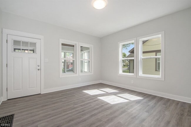 Building Photo - 3 br, 2 bath House - 316 Beulah Street Sou...