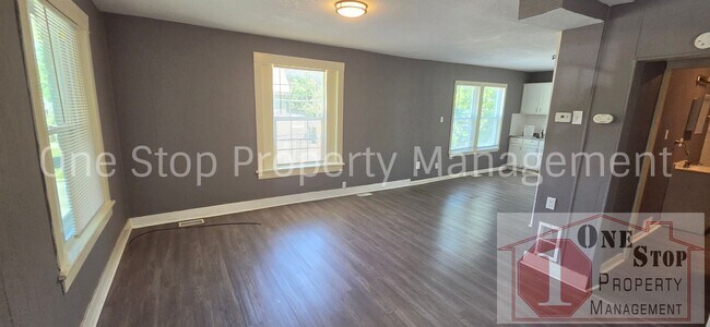 Foto del edificio - Spacious 2-Bedroom, 2-Bath In Kansas City!!