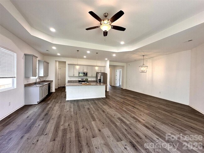 Foto del edificio - 4619 Kobus Ct.