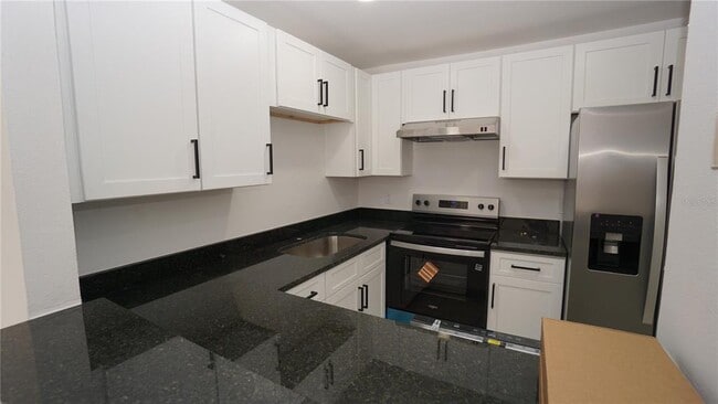 Building Photo - 842 Angela Ln