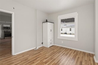Building Photo - 127 Conkey Ave