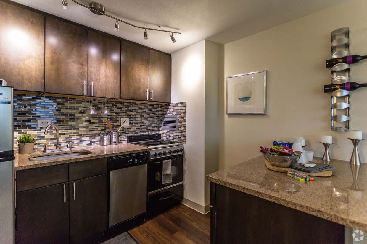 Baker Tower Apartments Apartments Denver, CO