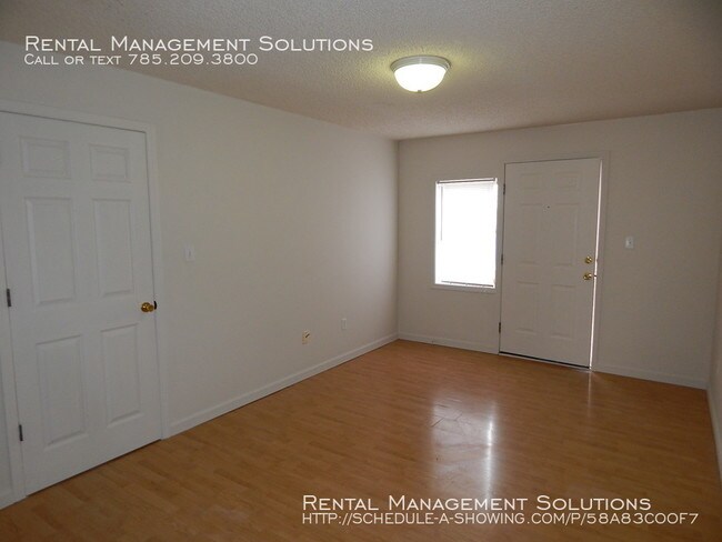 Building Photo - Franklin Apartments- Studio
