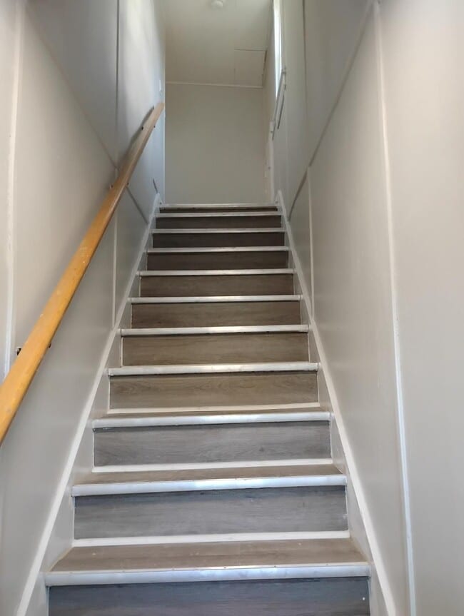 Building Photo - 118 Stellar St