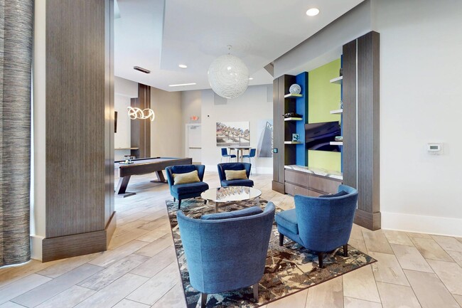 Building Photo - Station on Silver