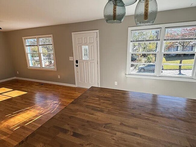 Foto del edificio - 840 Teton Ave SE