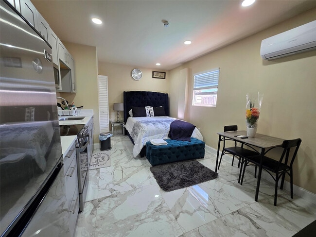 Foto del edificio - 2310 NW 60th Terrace