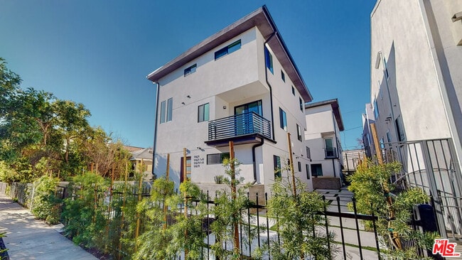 Building Photo - 11619 Ayres Ave